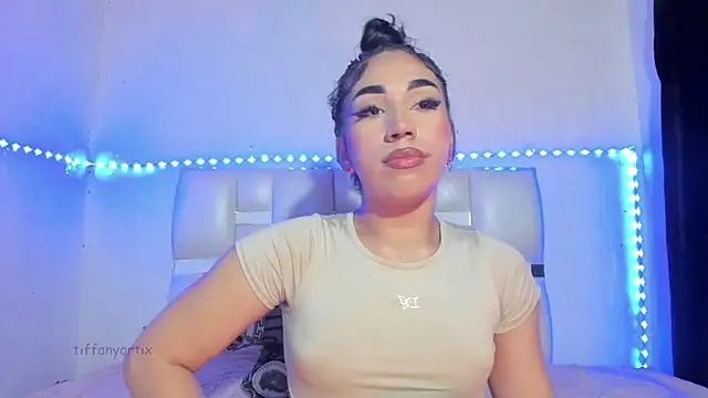 Snapshot of Anny_jhonsonx chatting on February 28, 5:41 am Anny jhonsonx online show from February 28, 5:41 am