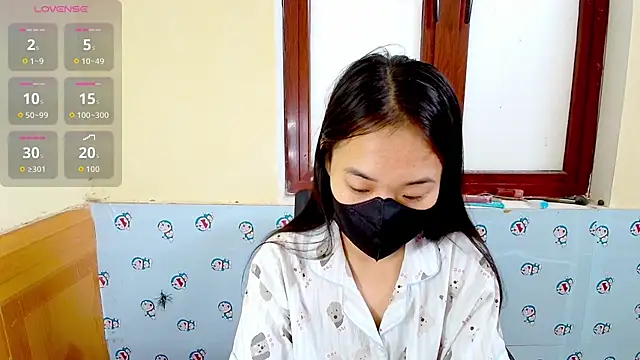   Saphia   online show from March 24, 4:28 am