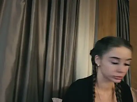 your bunnygirl online show from October 24, 6:15 pm