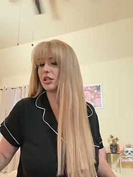 RoxxyDallas online show from February 14, 10:36 pm