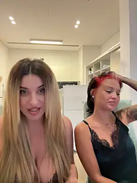 RoxxyDallas online show from September 22, 7:05 pm