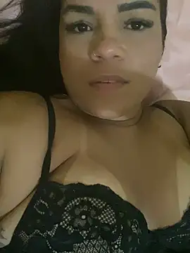 Snapshot of ruthrocha chatting on July 18, 1:32 am ruthrocha online show from July 18, 1:32 am