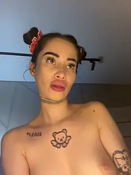 Yunasi online show from December 18, 2:17 pm