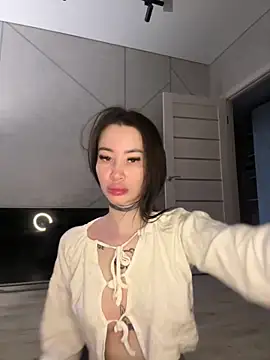 Yunasi online show from March 6, 11:47 am