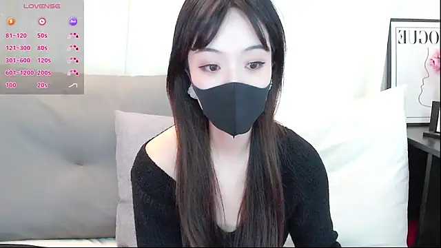 Snapshot of Duludulu_007 chatting on April 30, 2:29 am Duludulu 007 online show from April 30, 2:29 am