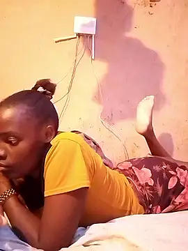 cute naimah online show from October 12, 3:33 pm