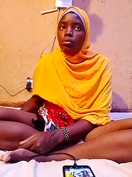 cute naimah online show from November 2, 10:01 pm