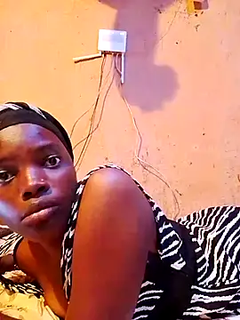 cute naimah online show from November 13, 12:59 pm