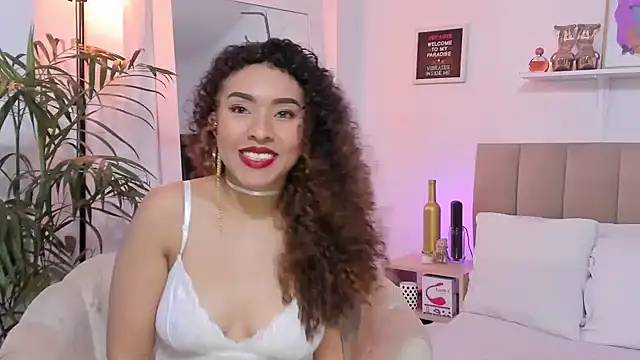 Snapshot of Zoe_Gruber chatting on November 22, 10:31 pm Zoe Gruber online show from November 22, 10:31 pm