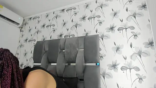 Ehotloveaxxx online show from December 28, 11:26 pm
