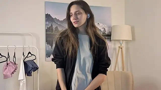 JaniceHanson online show from November 22, 8:13 am