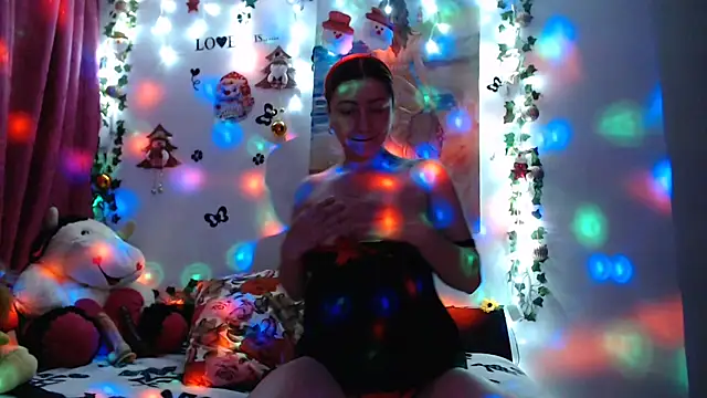 malusexy33 online show from December 14, 2:45 am