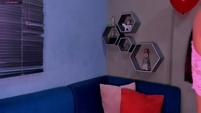 Sussy Bell01 online show from February 19, 2:01 pm