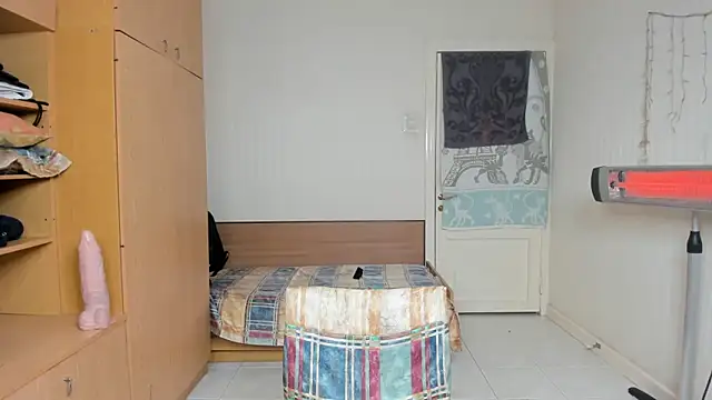 hot muscle online show from November 6, 5:47 pm