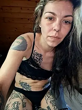 Snapshot of SophiaBlackfoxx chatting on December 21, 11:50 am SophiaBlackfoxx online show from December 21, 11:50 am