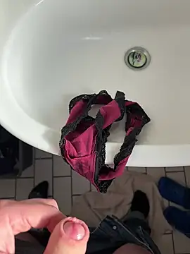 8rabe8 online show from April 11, 7:35 am