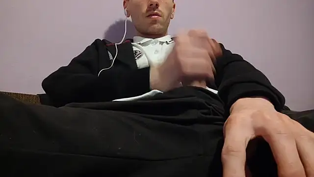  Hocthus  online show from February 15, 3:52 am