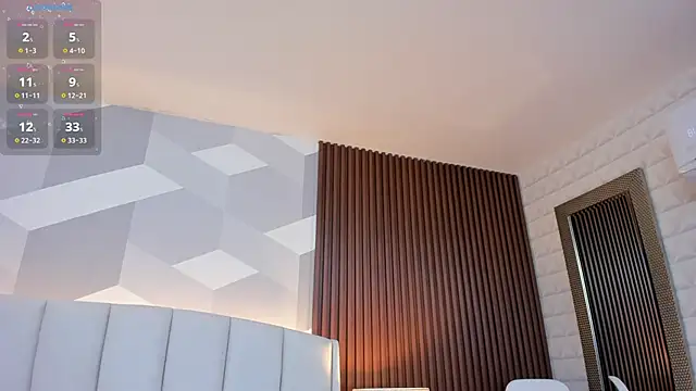 Julietasantos   online show from November 8, 6:29 pm