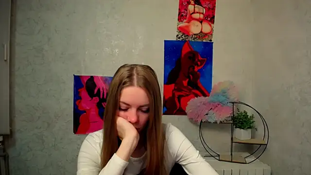 Snapshot of AliceFlirtt_ chatting on November 21, 7:40 am AliceFlirtt online show from November 21, 7:40 am