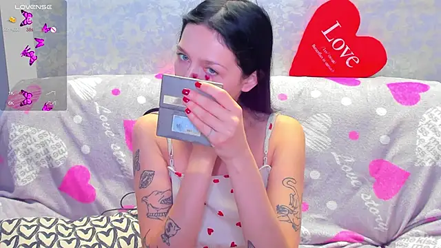 Vanessa Florence online show from November 1, 1:51 am