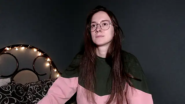 Snapshot of wow__kelly chatting on October 19, 1:56 pm wow kelly online show from October 19, 1:56 pm