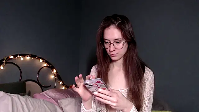 Snapshot of wow__kelly chatting on November 6, 12:39 pm wow kelly online show from November 6, 12:39 pm