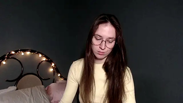 Snapshot of wow__kelly chatting on November 7, 3:23 pm wow kelly online show from November 7, 3:23 pm