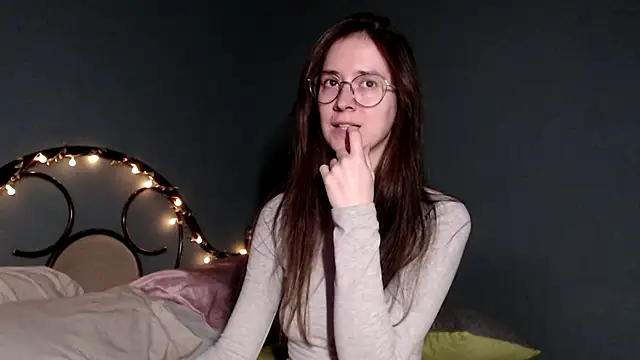 Snapshot of wow__kelly chatting on December 14, 2:11 pm wow kelly online show from December 14, 2:11 pm