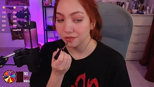 LilyVelvett online show from October 22, 3:51 am