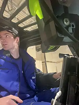 Ricoleckt online show from January 9, 5:43 pm