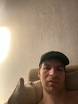 Ricoleckt online show from February 1, 11:58 pm