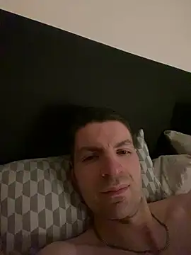 Ricoleckt online show from February 18, 8:36 pm