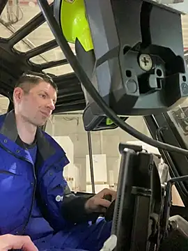 Ricoleckt online show from February 19, 1:50 pm