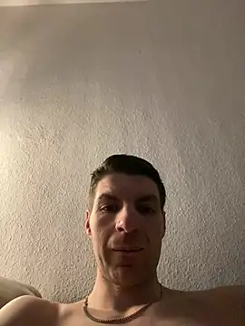 Ricoleckt online show from March 3, 9:59 pm