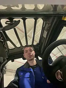 Ricoleckt online show from March 5, 5:39 pm