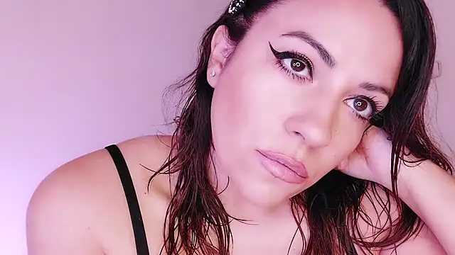 Latina hot2024 online show from March 7, 10:35 am