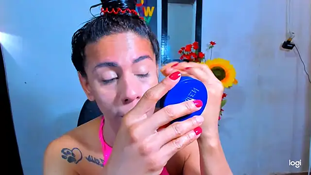 Snapshot of juanblakbigcock chatting on February 4, 2:12 pm juanblakbigcock online show from February 4, 2:12 pm