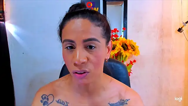 Snapshot of juanblakbigcock chatting on February 20, 6:08 pm juanblakbigcock online show from February 20, 6:08 pm