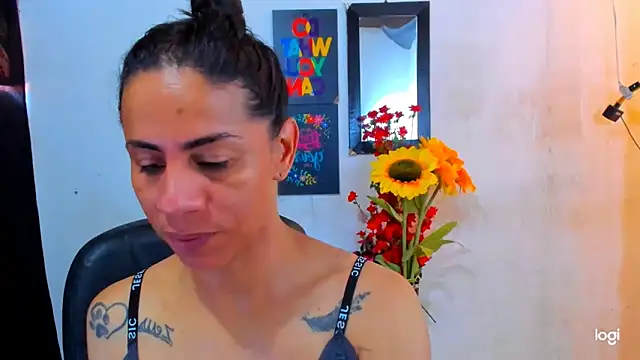 Snapshot of juanblakbigcock chatting on February 28, 3:24 pm juanblakbigcock online show from February 28, 3:24 pm