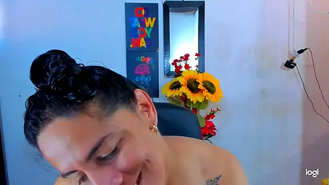 Snapshot of juanblakbigcock chatting on July 10, 2:41 pm juanblakbigcock online show from July 10, 2:41 pm