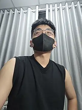 Snapshot of xboyvn9 chatting on November 7, 2:28 pm xboyvn9 online show from November 7, 2:28 pm