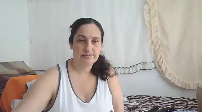 ximenajimenez online show from January 12, 7:10 pm