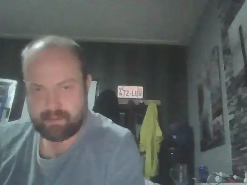 Snapshot of Prehistorixxx2686 chatting on February 11, 8:42 pm Prehistorixxx2686 online show from February 11, 8:42 pm