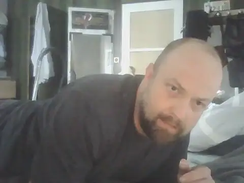 Snapshot of Prehistorixxx2686 chatting on September 24, 9:34 am Prehistorixxx2686 online show from September 24, 9:34 am