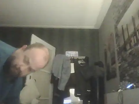 Snapshot of Prehistorixxx2686 chatting on October 11, 4:27 pm Prehistorixxx2686 online show from October 11, 4:27 pm