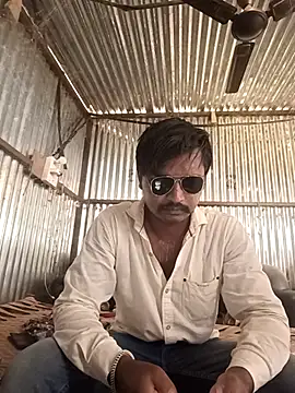 Snapshot of Kartik_bbc_indian chatting on April 27, 8:12 am Kartik bbc indian online show from April 27, 8:12 am