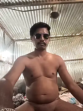 Snapshot of Kartik_bbc_indian chatting on May 8, 5:35 am Kartik bbc indian online show from May 8, 5:35 am