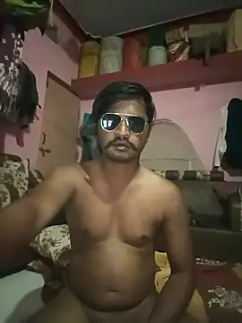 Snapshot of Kartik_bbc_indian chatting on May 8, 5:40 pm Kartik bbc indian online show from May 8, 5:40 pm