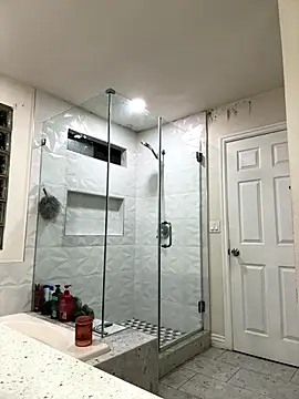 Snapshot of El_Gizmo chatting on November 9, 12:25 pm El Gizmo online show from November 9, 12:25 pm