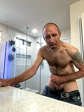 Snapshot of El_Gizmo chatting on December 5, 4:58 pm El Gizmo online show from December 5, 4:58 pm